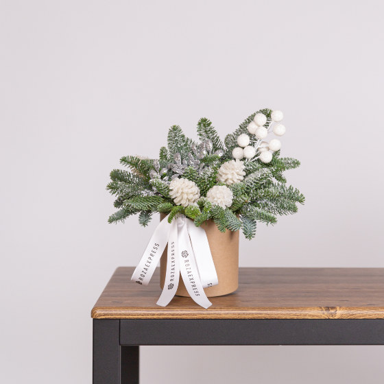 заказать букет Новогодняя композиция 24