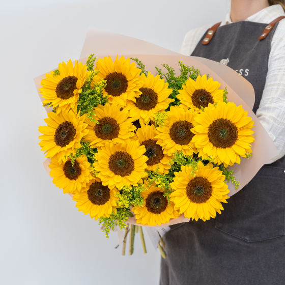 заказать букет Подсолнухи