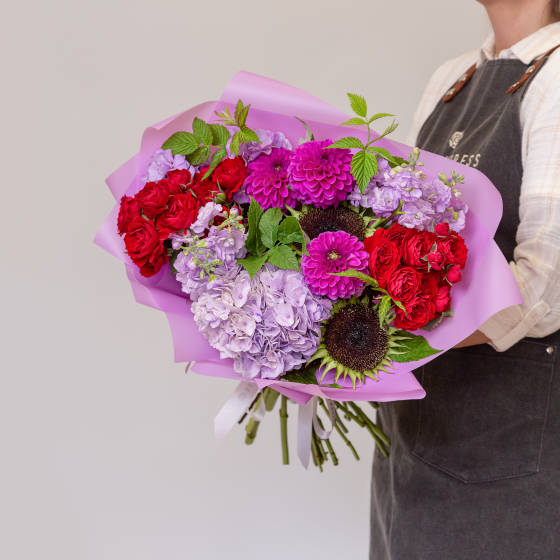 заказать букет Георгины и подсолнухи