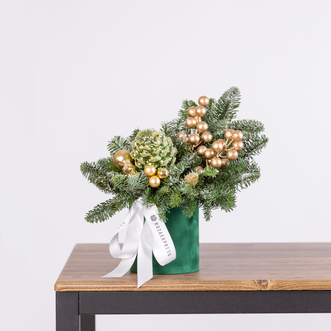 заказать букет Новогодняя композиция 35