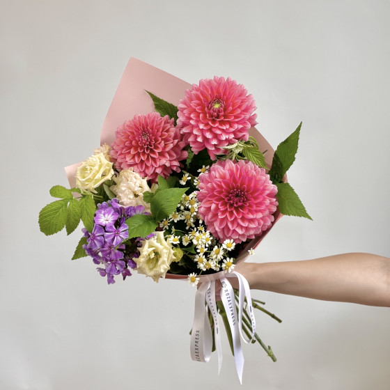 заказать букет Daily 81