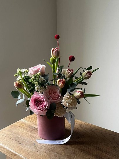 заказать букет Весенняя композиция 28